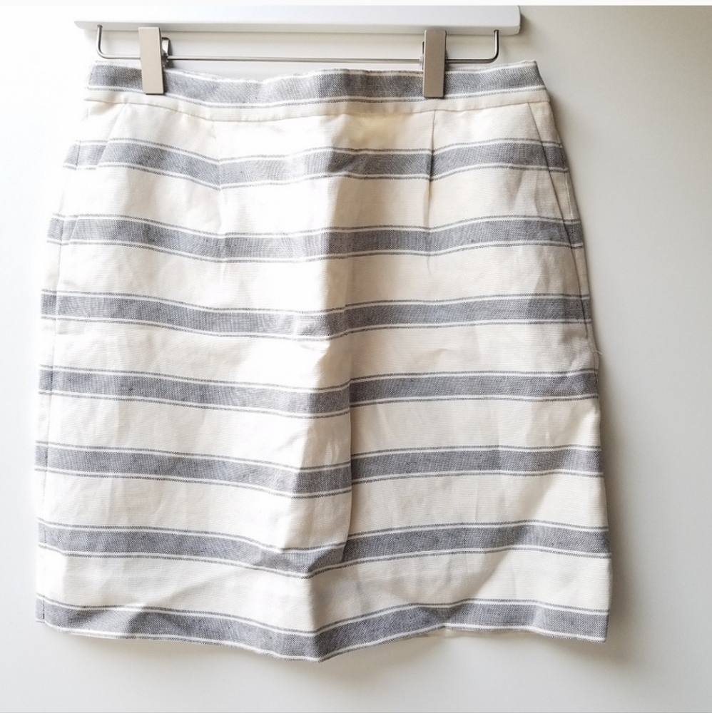 J.CREW Salon Mini in stripe Linen skirt  Size 4